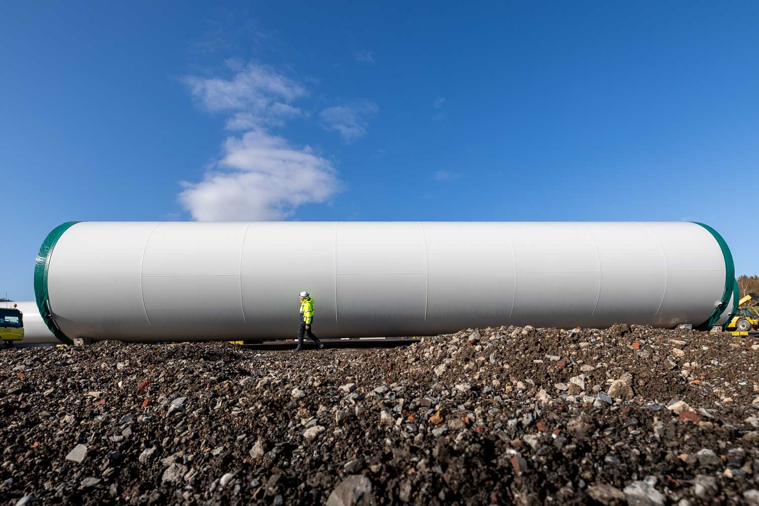Windpark Bad Berleburg mit mehreren Windenergieanlagen in der Mittelgebirgslandschaft.